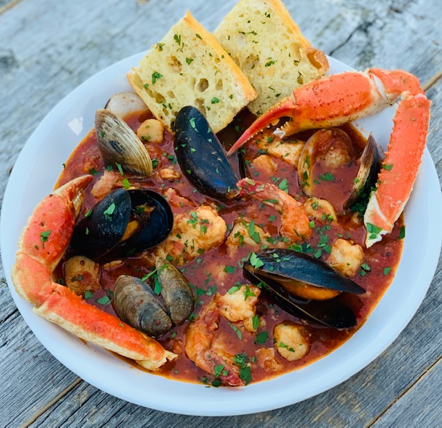 Cioppino (Seafood Stew)