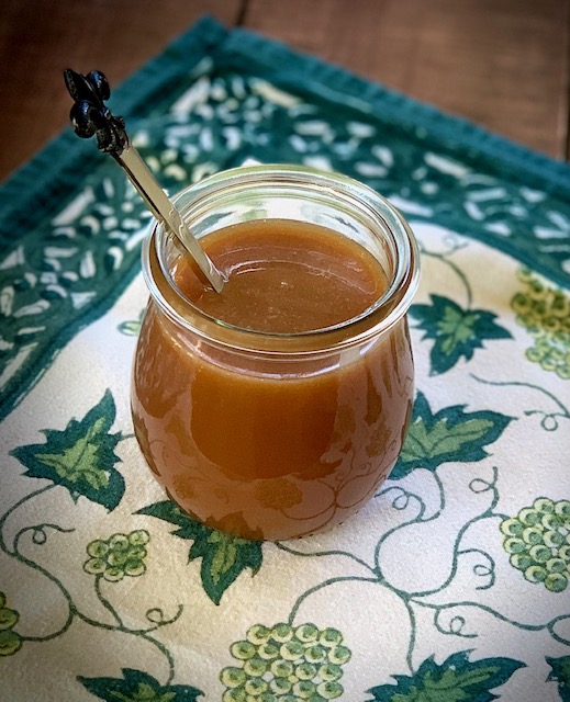 Easy caramel sauce with sea salt