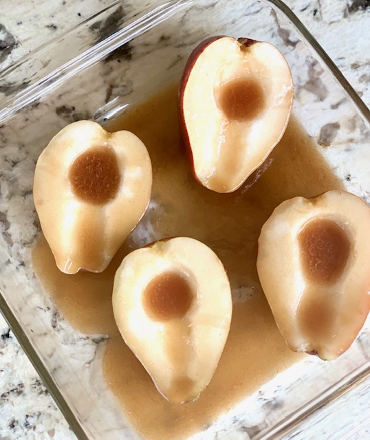 Pears with cinnamon maple syrup