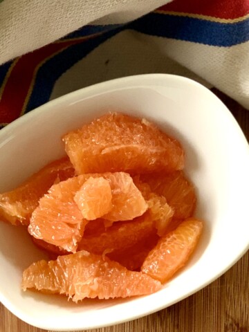Bowl of supreme oranges