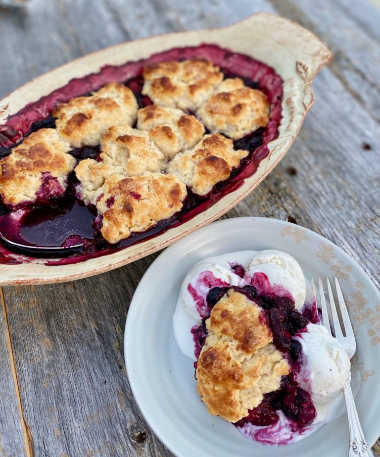 Mixed Berry Cobbler {easy recipe} The Art of Food and Wine