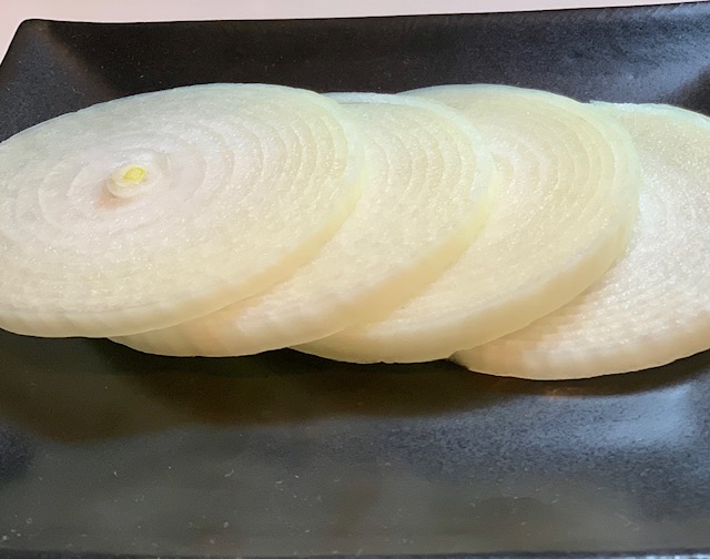 Sliced onions for soup