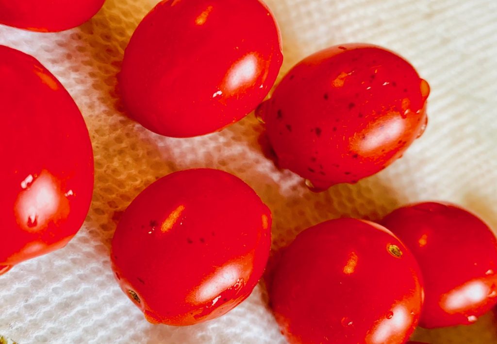 Fresh Cherry Tomatoes