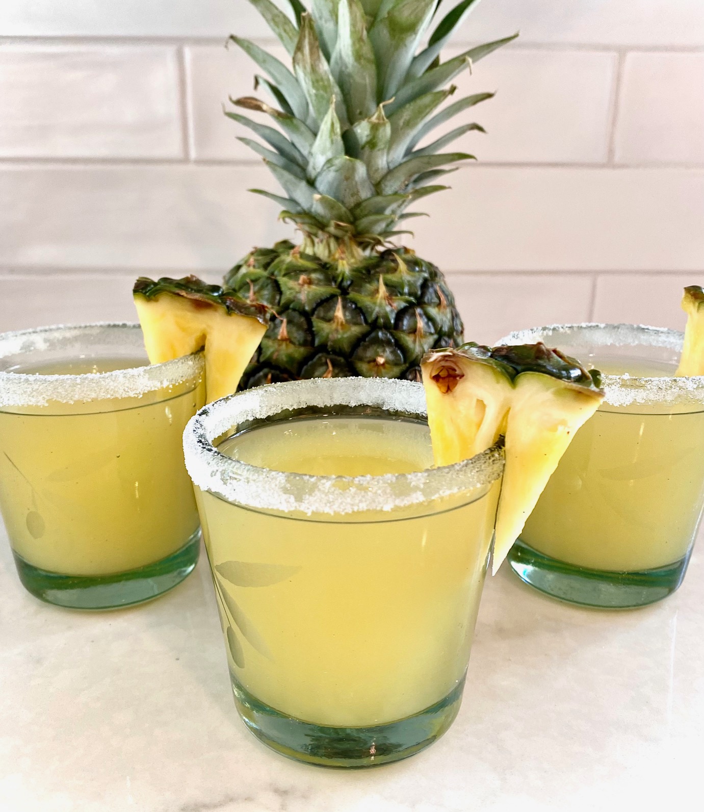 pineapple-vodka-cocktail-the-art-of-food-and-wine