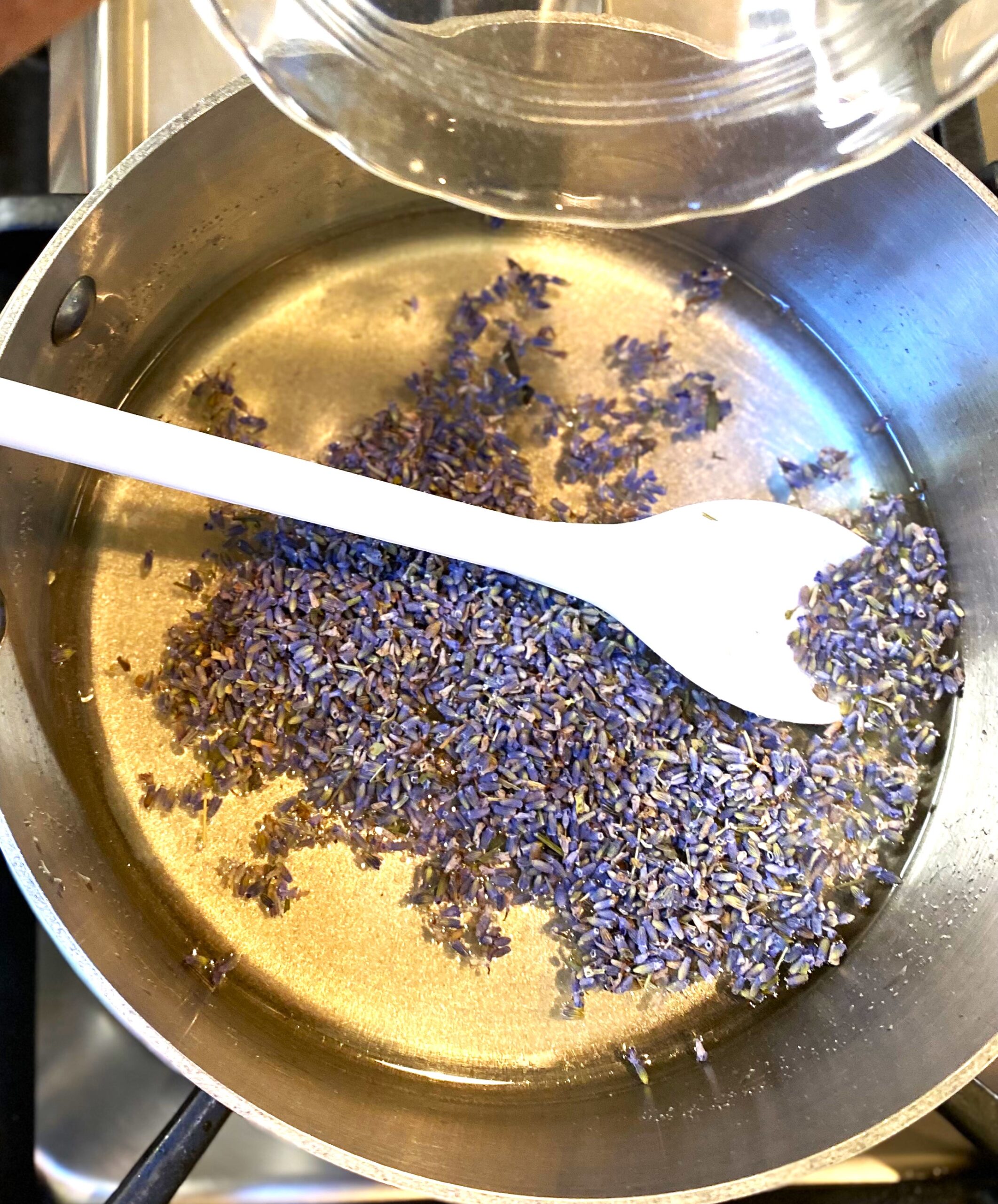 simple syrup with lavender buds