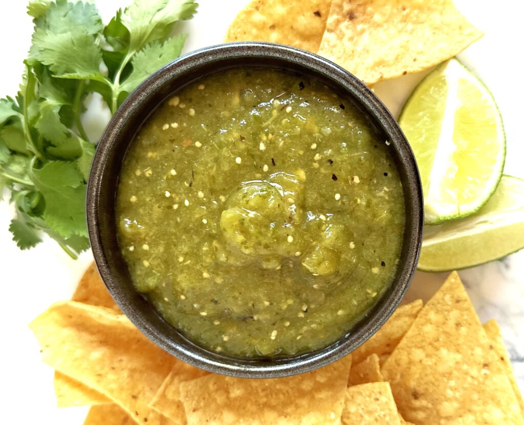 salsa verde and tortilla chips