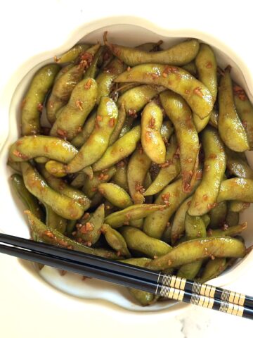 Spicy Garlic Edamame