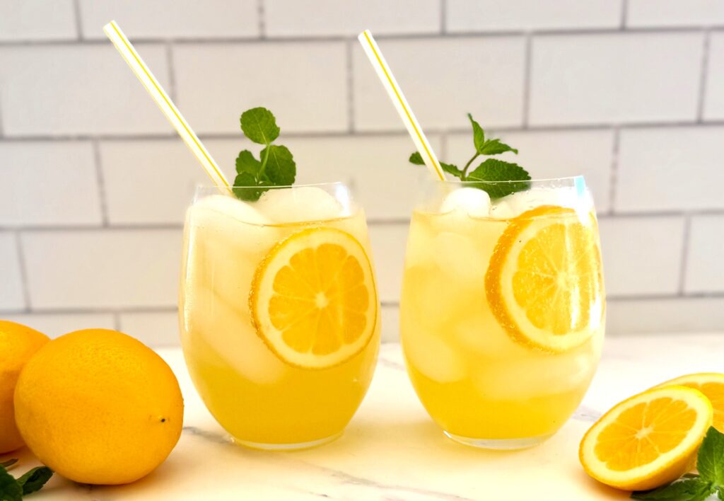 Limoncello Spritz Cocktails