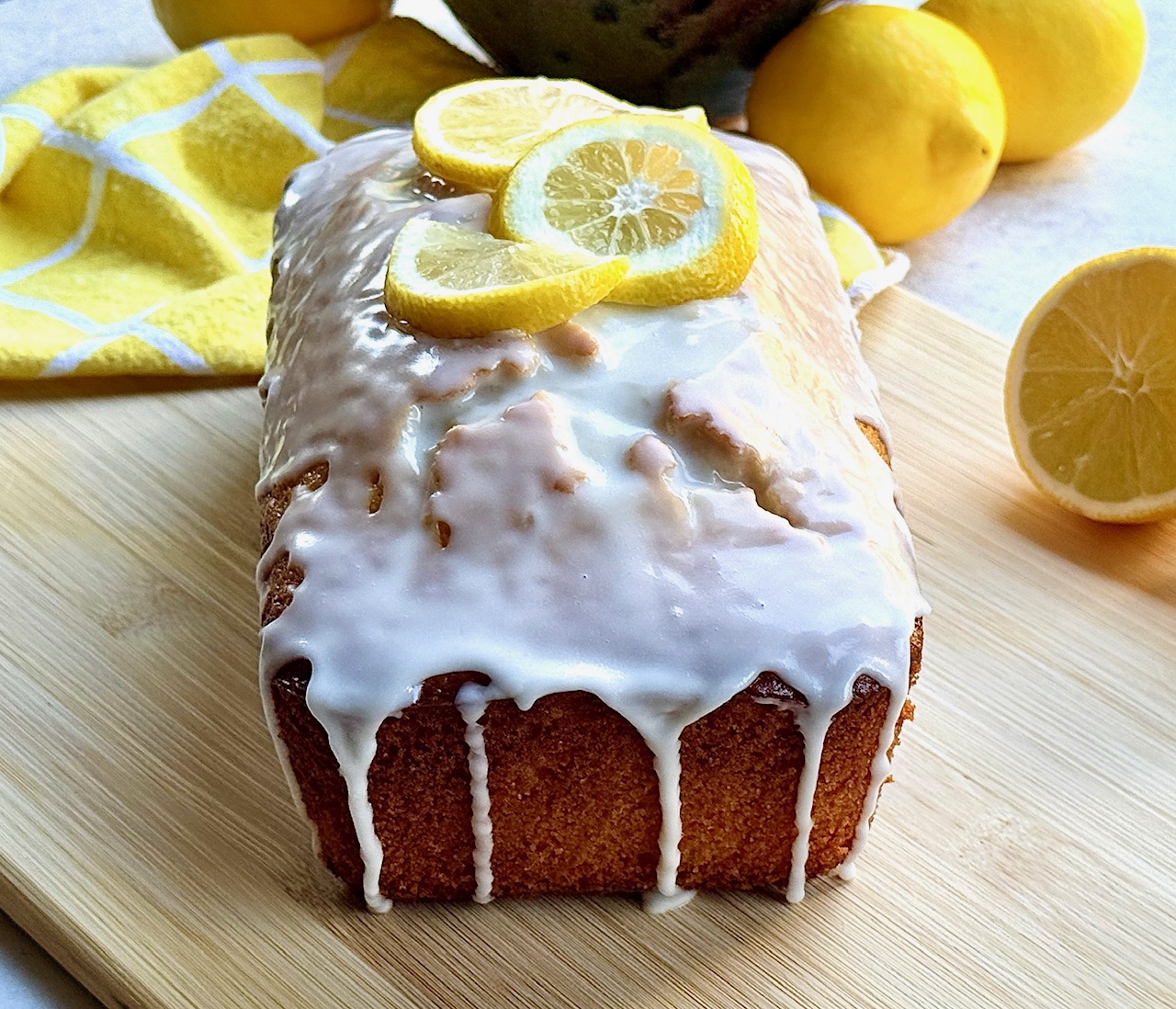 iced lemon cake