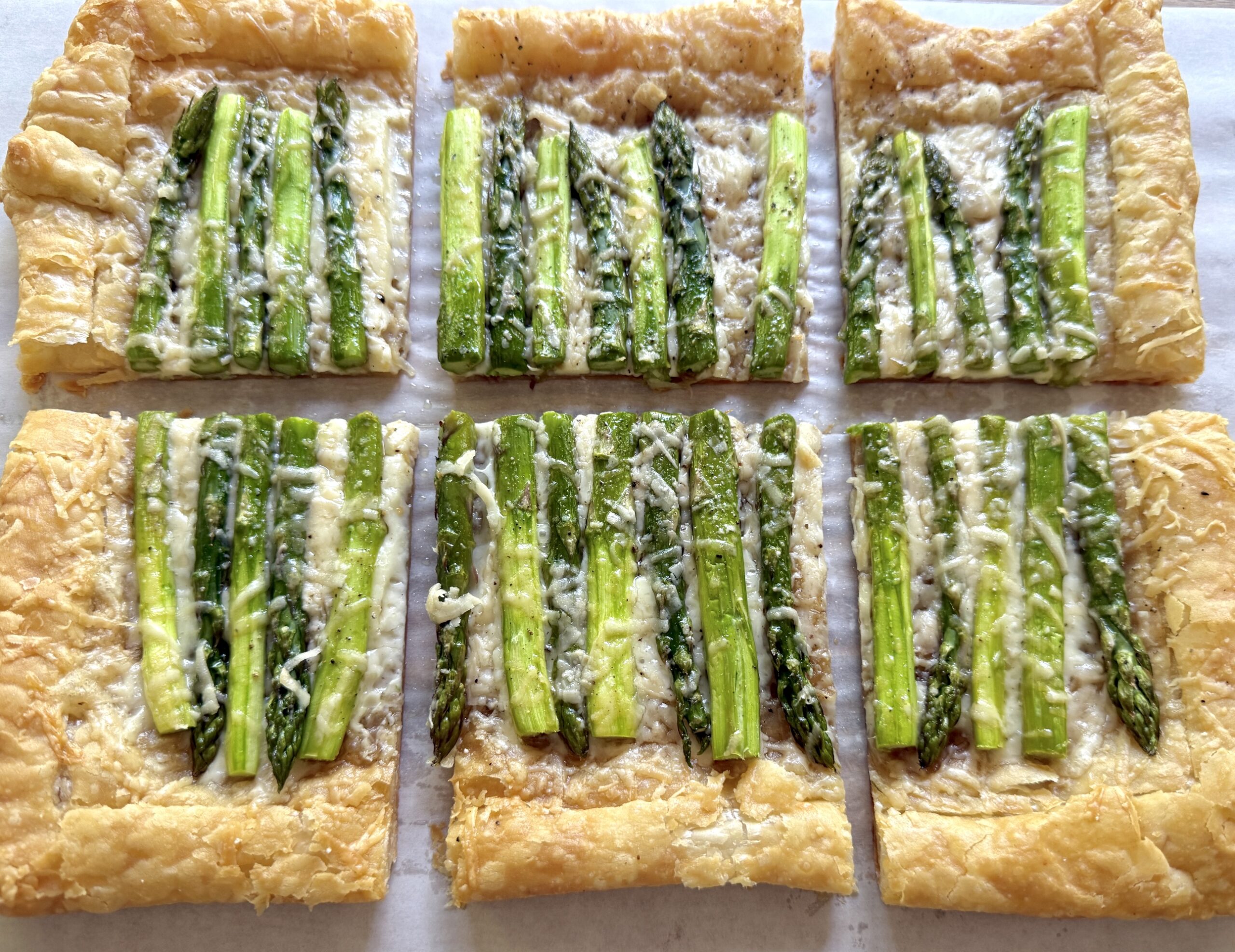 a Tart cut in 6 pieces