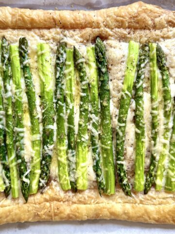 baked asparagus tart